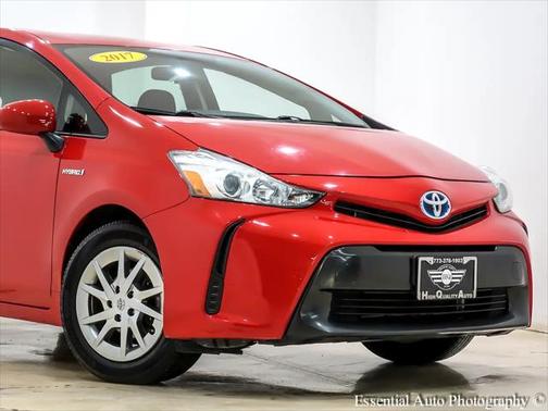 2017 Toyota Prius v Three