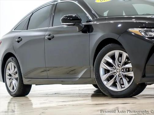 2021 Toyota Avalon XLE