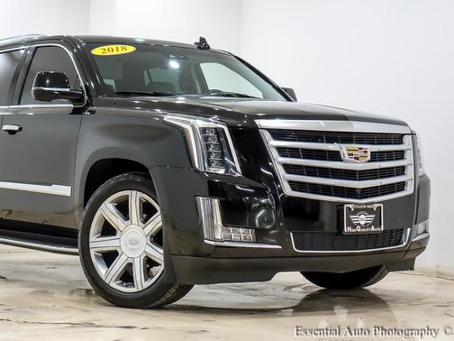2018 Cadillac Escalade Luxury