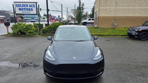 2025 Tesla Model Y Long Range Dual Motor All-Wheel Drive