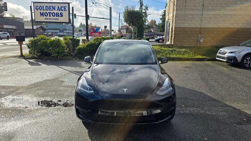 2023 Tesla Model Y Long Range Sport Utility 4D