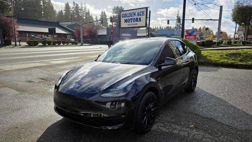 2023 Tesla Model Y Long Range Sport Utility 4D