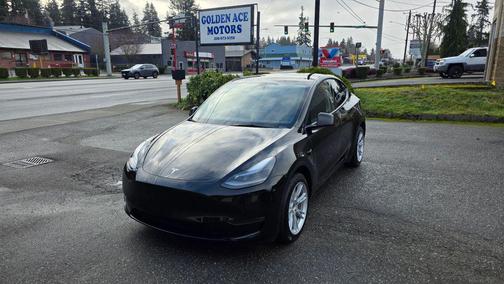 2023 Tesla Model Y Long Range Dual Motor All-Wheel Drive