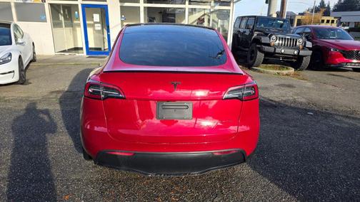 2023 Tesla Model Y Long Range Dual Motor All-Wheel Drive