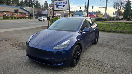 2022 Tesla Model Y Long Range Dual Motor All-Wheel Drive