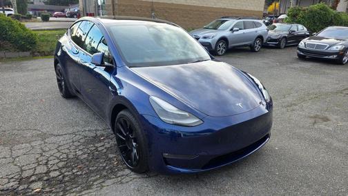 2022 Tesla Model Y Long Range Dual Motor All-Wheel Drive