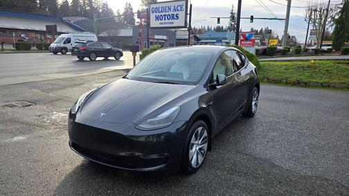 2024 Tesla Model Y Long Range Dual Motor All-Wheel Drive