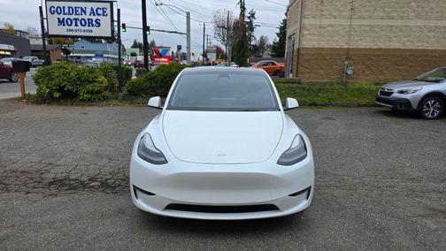 2022 Tesla Model Y Long Range Dual Motor All-Wheel Drive