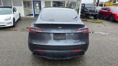 2023 Tesla Model Y Long Range Sport Utility 4D