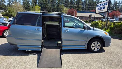 2005 Toyota Sienna CE