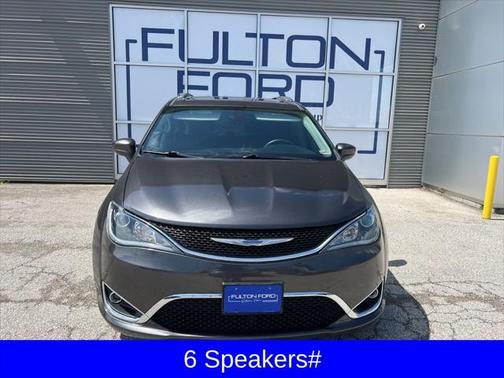 2018 Chrysler Pacifica Touring-L