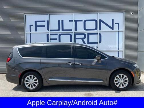 2018 Chrysler Pacifica Touring-L