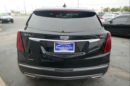 Stellar Black Metallic 2021 Cadillac XT5 Premium Luxury