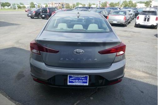 2019 Hyundai ELANTRA SEL