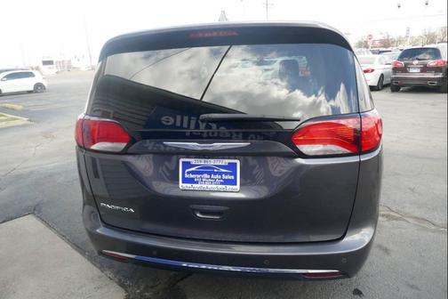 2018 Chrysler Pacifica Touring Plus