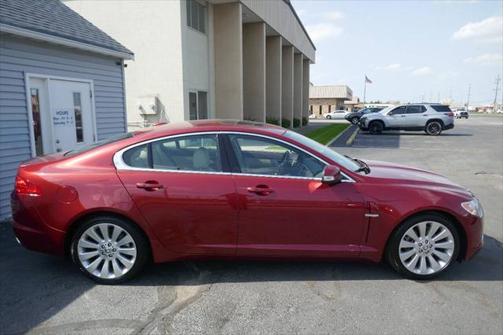 2009 Jaguar XF Premium Luxury