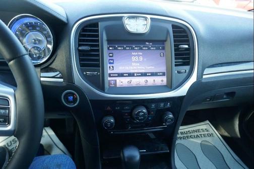 2011 Chrysler 300 Limited