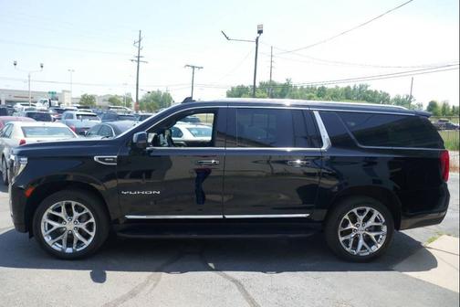 2021 GMC Yukon XL SLT
