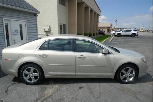 2011 Chevrolet Malibu 2LT
