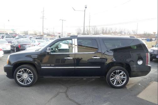 2013 Cadillac Escalade ESV Premium