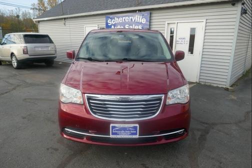 2013 Chrysler Town & Country Touring