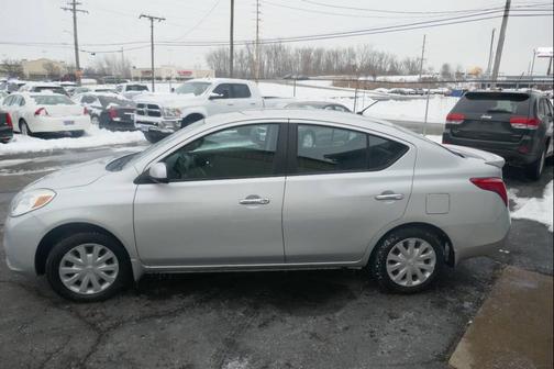 2013 Nissan Versa 1.6 S