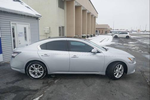 2012 Nissan Maxima SV