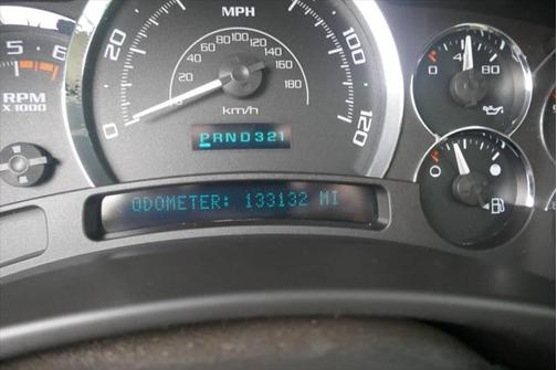 2005 Cadillac Escalade Base