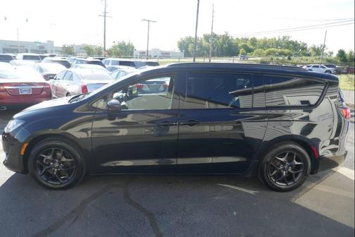 2019 Chrysler Pacifica Touring-L Plus