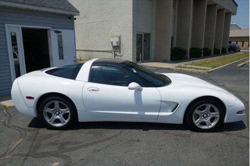 1999 Chevrolet Corvette Base