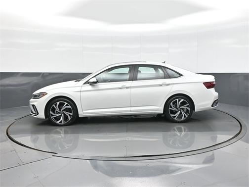 2025 Volkswagen Jetta 1.5T SEL