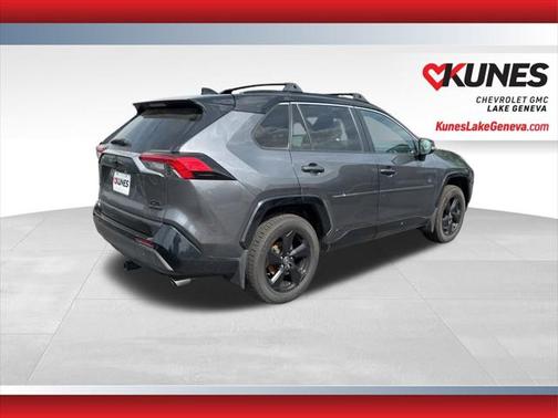 2021 Toyota RAV4 Hybrid SE