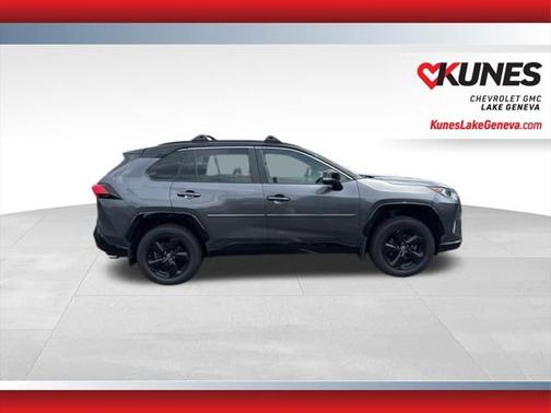 2021 Toyota RAV4 Hybrid SE