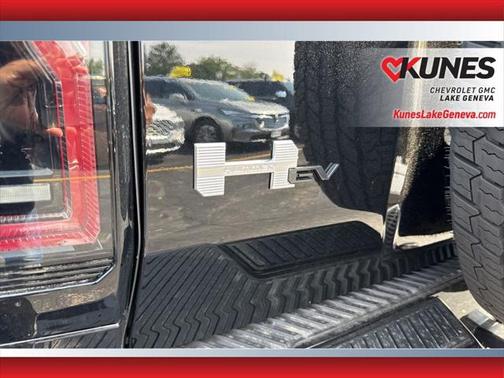 2025 GMC HUMMER EV SUV 2X
