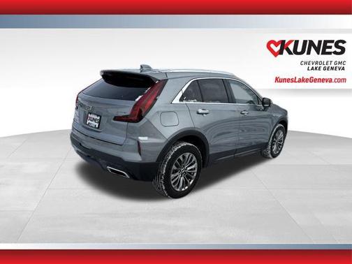 2025 Cadillac XT4 Premium Luxury