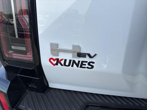 2025 GMC HUMMER EV SUV 2X