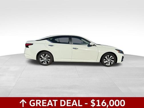 2023 Nissan Altima S FWD