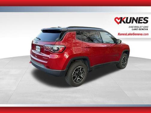 2025 Jeep Compass Trailhawk