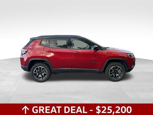 2025 Jeep Compass Trailhawk