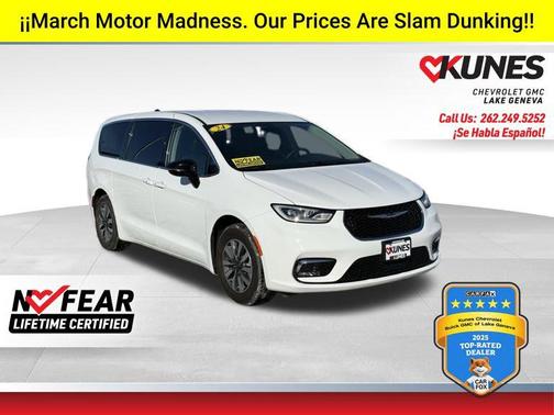 2024 Chrysler Pacifica Hybrid Select