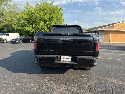 2025 GMC Sierra EV Max Range Denali