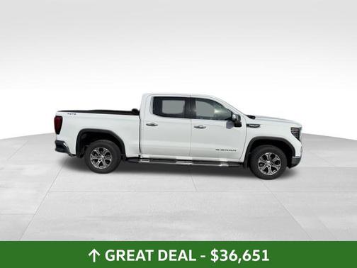 Summit White 2023 GMC Sierra 1500 SLT