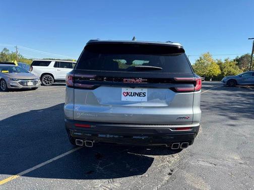 2026 GMC Acadia AT4 AWD