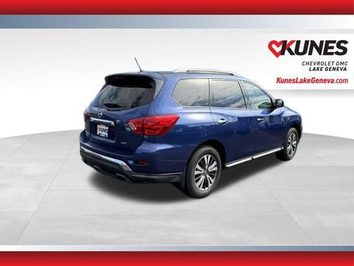 2017 Nissan Pathfinder S