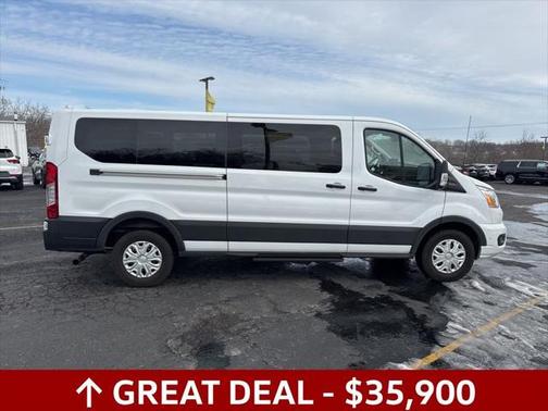 2022 Ford Transit-350 XLT