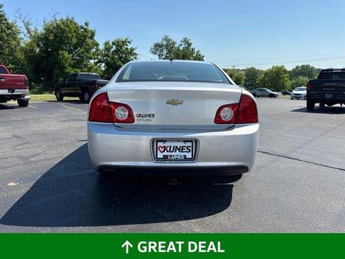 Blade Silver Metallic 2010 Chevrolet Malibu LS