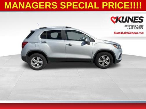 Silver Ice Metallic 2020 Chevrolet Trax LT