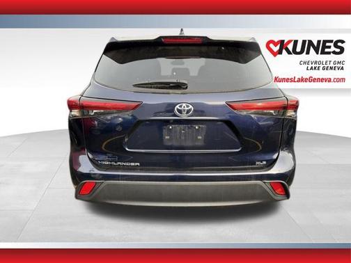 2023 Toyota Highlander Platinum