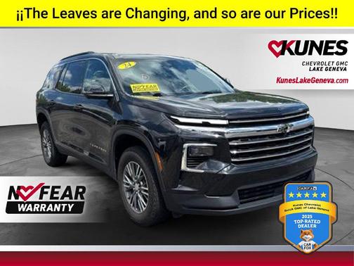 Mosaic Black Metallic 2024 Chevrolet Traverse LT