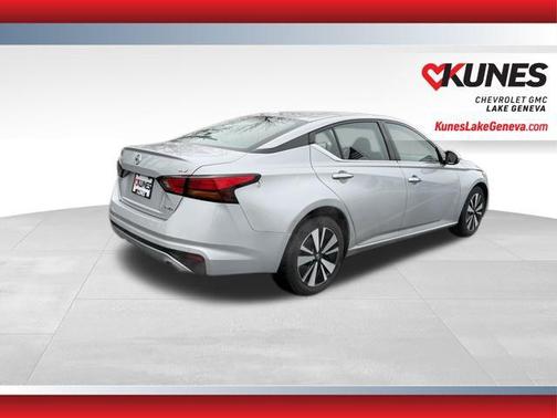 2022 Nissan Altima 2.5 SV